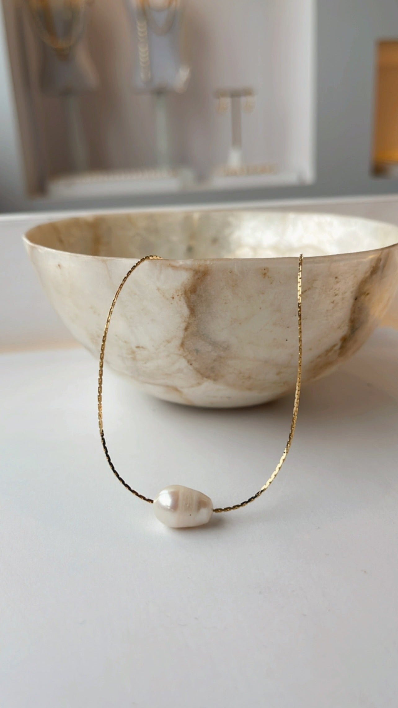 Single Plain Necklace