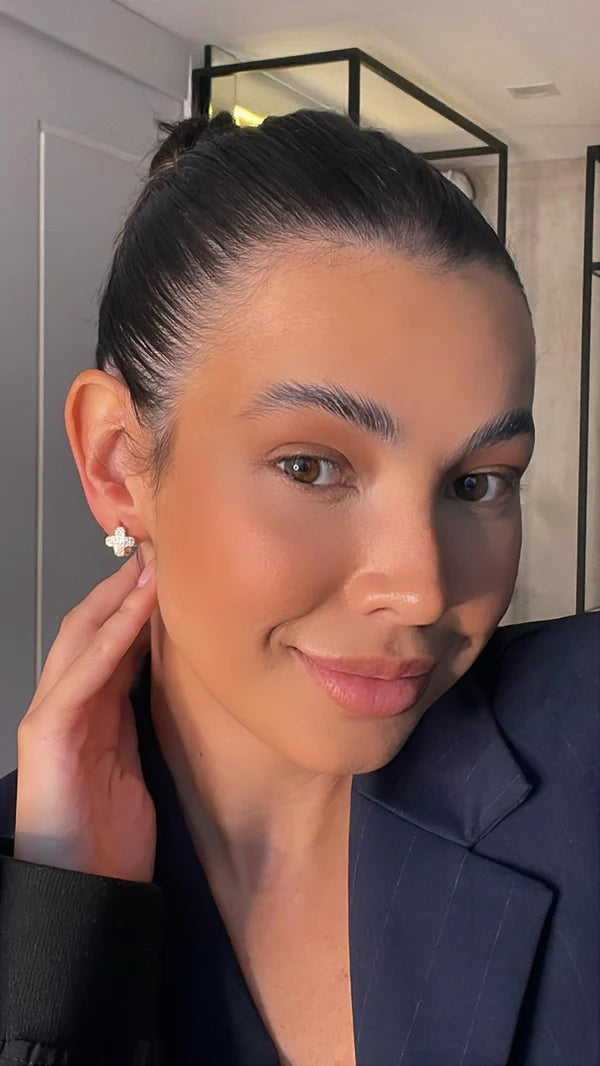 Unique Click Earrings