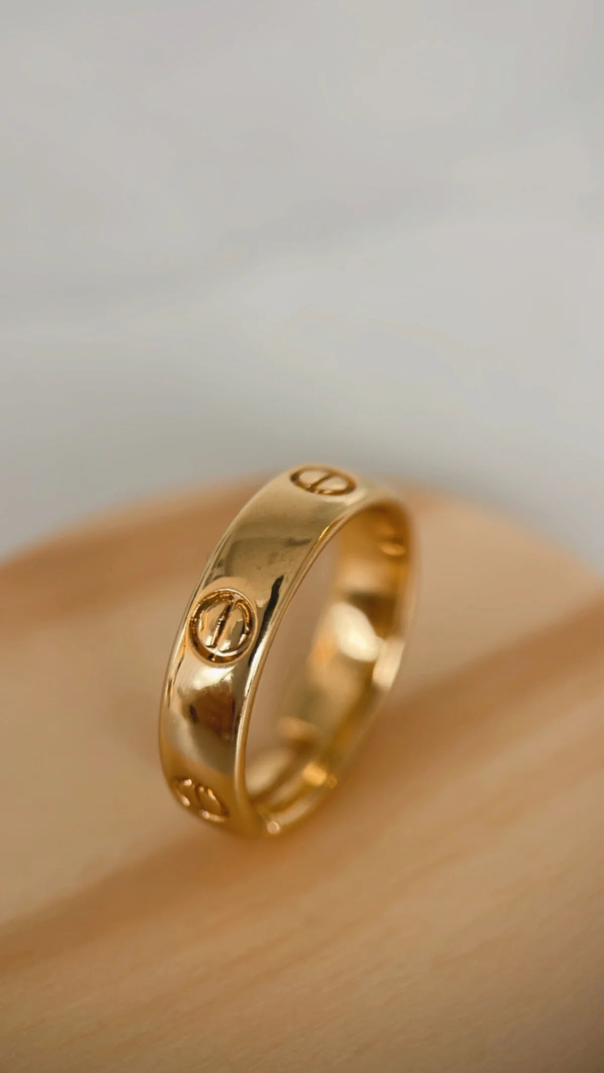 C Love Ring - Gold